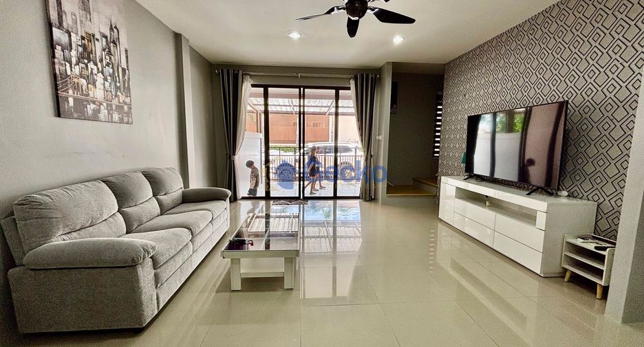 For sale 3 bedrooms house in East Pattaya, Pattaya