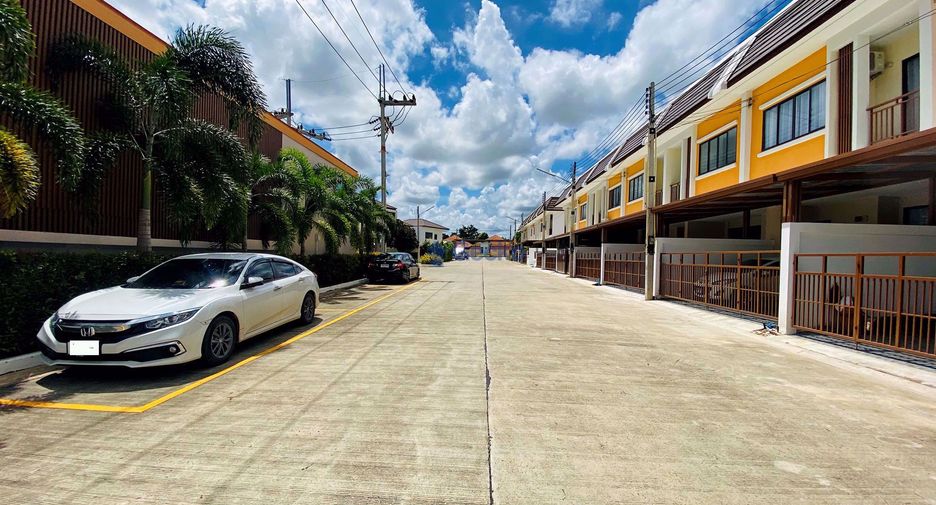 For sale 3 bedrooms house in East Pattaya, Pattaya