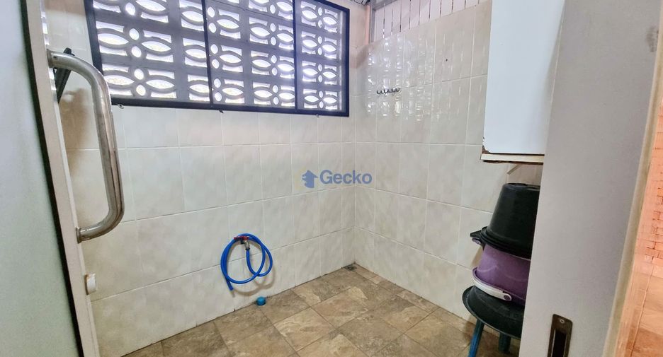 Продажа 4 спальни дом в Восточная Паттайя, Паттайя