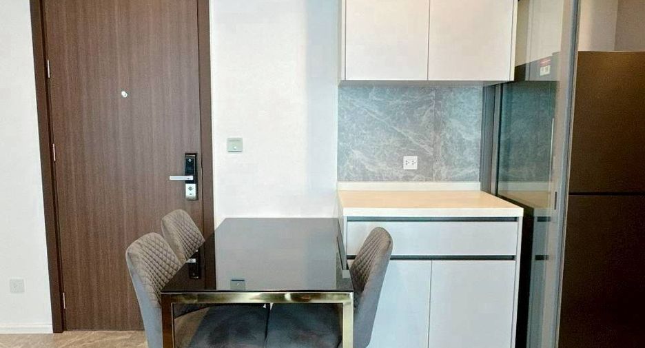 À louer 2 chambres condo à Bang Na, Bangkok