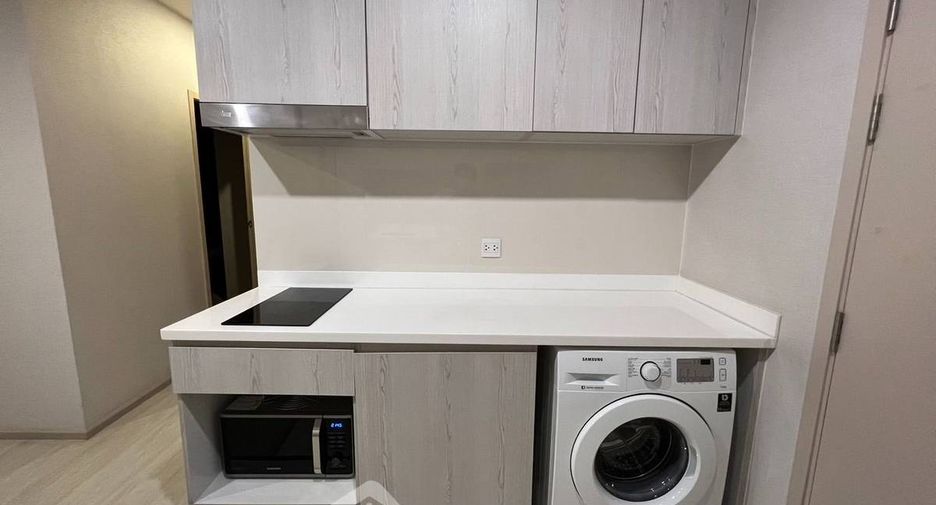 For rent 2 bedrooms condo in Bang Phlat, Bangkok