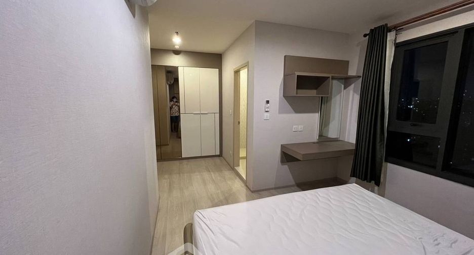 For rent 2 bedrooms condo in Bang Phlat, Bangkok