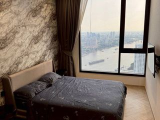Condo en alquiler de 2 habitaciones en Khlong San, Bangkok