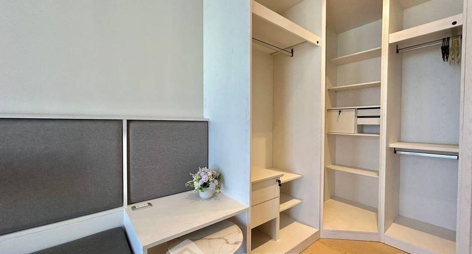 For rent 1 bed condo in Huai Khwang, Bangkok