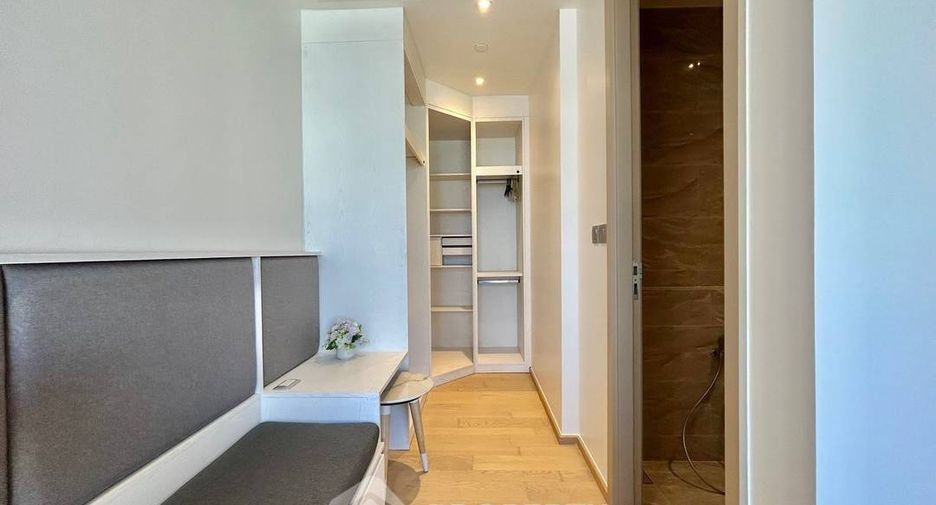 For rent 1 bed condo in Huai Khwang, Bangkok