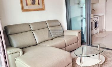 Condo en alquiler de 1 habitaciones en Khlong Toei, Bangkok