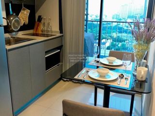 For rent 1 bed condo in Phra Khanong, Bangkok