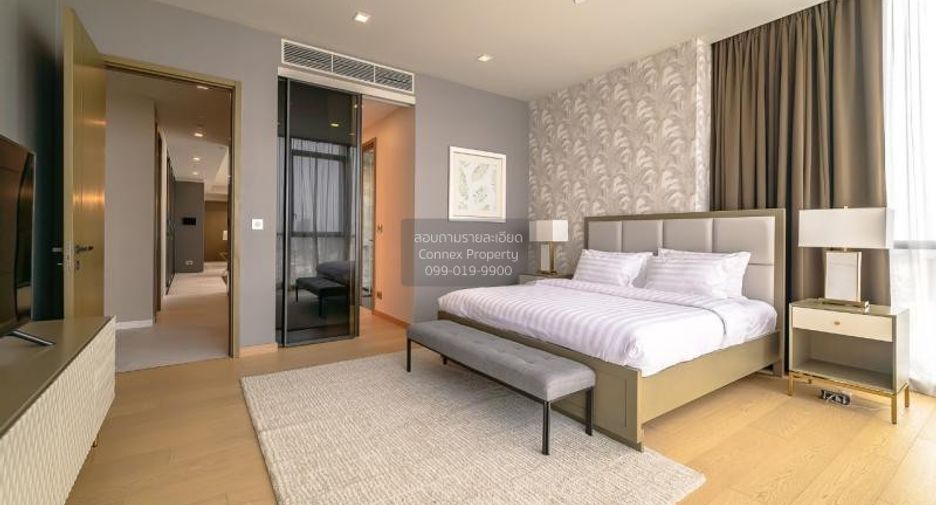 For rent 2 bedrooms condo in Watthana, Bangkok