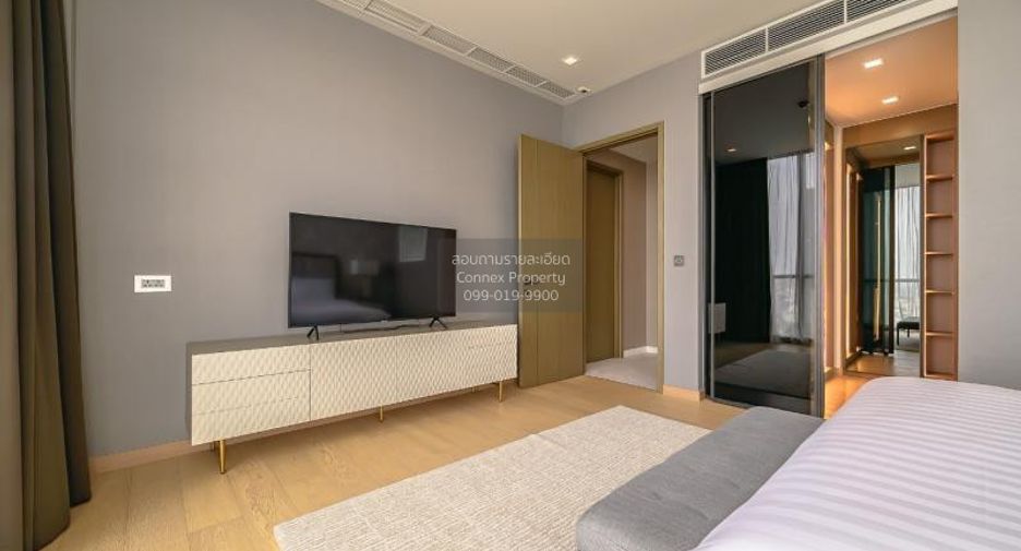 For rent 2 bedrooms condo in Watthana, Bangkok