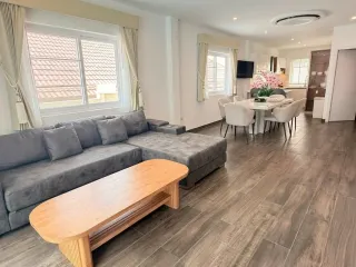 For sale 3 bedrooms house in Bang Lamung, Chonburi