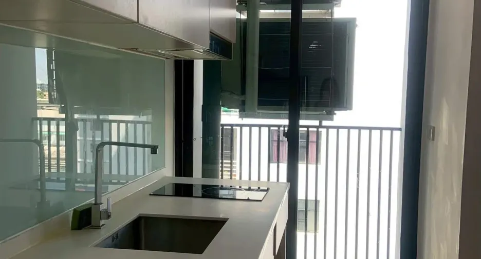 Wohnung zur Miete mit 1 Zimmer in Phra Khanong, Bangkok