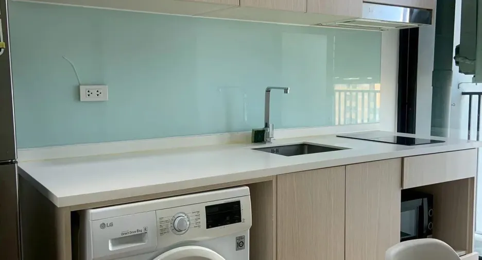 Wohnung zur Miete mit 1 Zimmer in Phra Khanong, Bangkok
