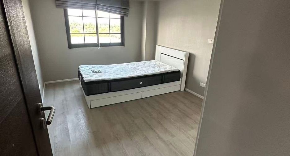 For rent 3 ベッドルーム office in Min Buri, Bangkok