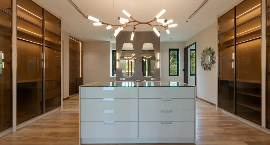 Villa zum Kauf mit 6 Zimmer in Kathu, Phuket