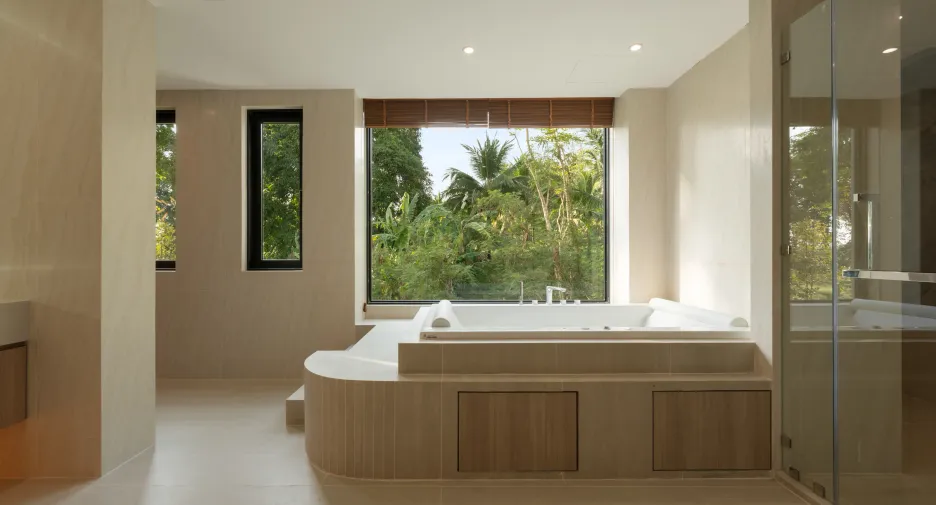 Villa zum Kauf mit 6 Zimmer in Kathu, Phuket