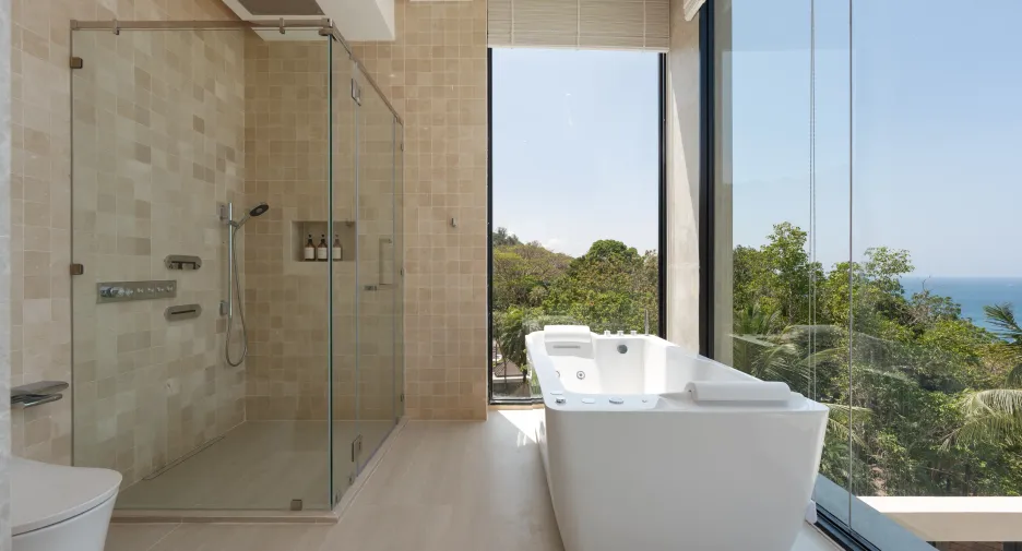 Villa zum Kauf mit 6 Zimmer in Kathu, Phuket