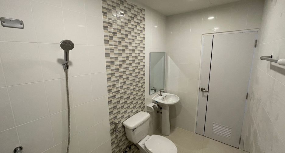 For sale 3 bedrooms townhouse in Prawet, Bangkok