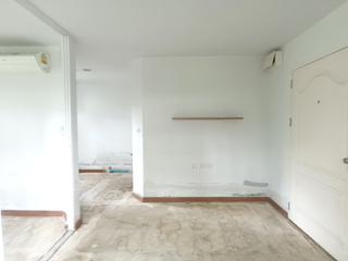 出售 1 卧室 公寓 在 Krathum Baen, Samut Sakhon