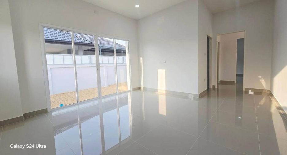 Haus zum Kauf mit 3 Zimmer in Bang Lamung, Chonburi