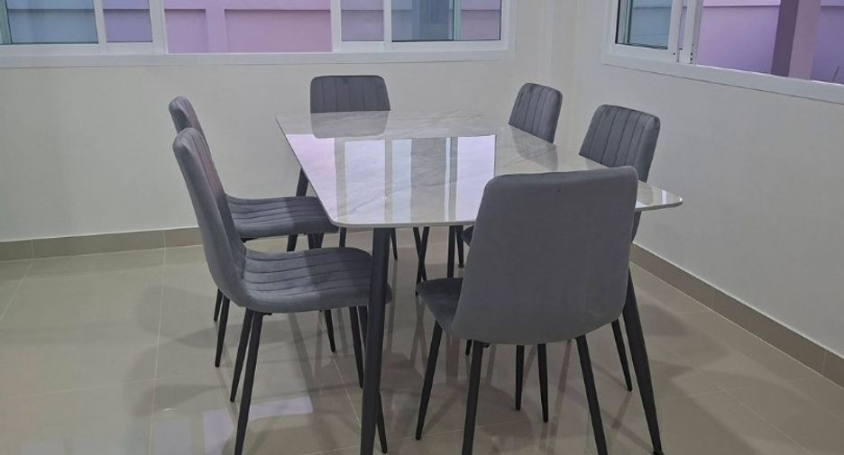 Haus zum Kauf mit 3 Zimmer in Bang Lamung, Chonburi