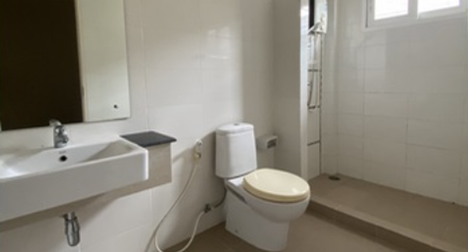 For sale 3 ベッドルーム house in Si Racha, Chonburi