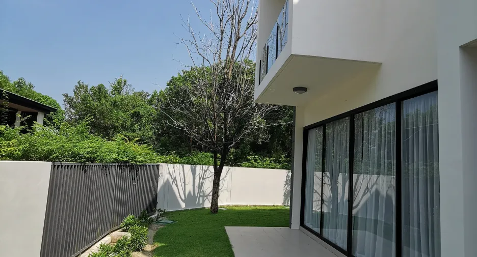 For sale 4 bedrooms house in Thalang, Phuket