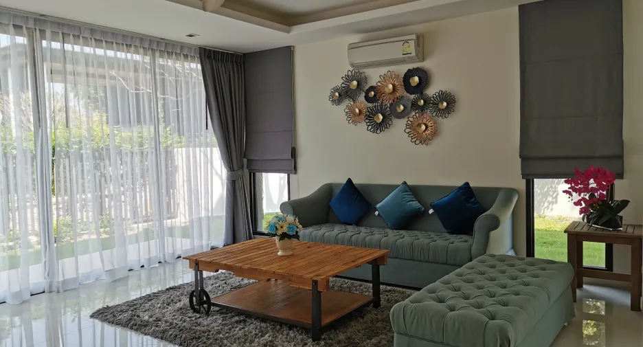 For sale 4 bedrooms house in Thalang, Phuket
