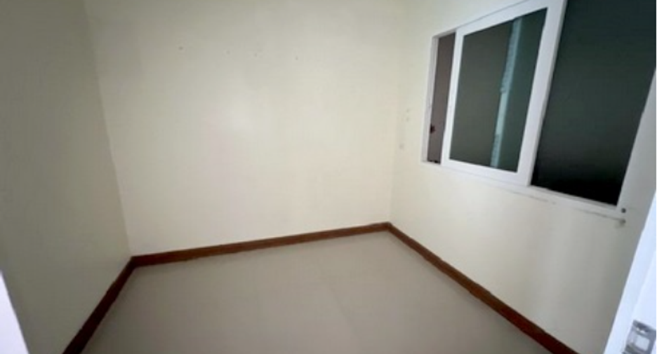 À vendre 3 chambres maison de ville à Sai Mai, Bangkok