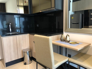 Condo en venta de 1 habitaciones en Pathum Wan, Bangkok