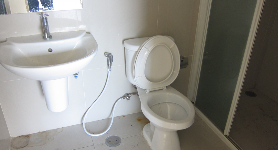For sale 1 Beds condo in Bang Na, Bangkok