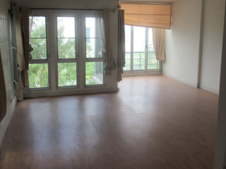For sale 3 bedrooms townhouse in Nong Khaem, Bangkok