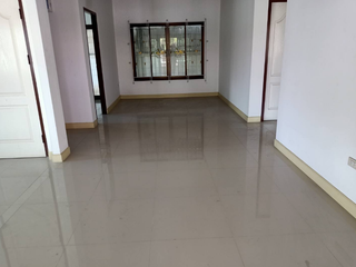 Haus zum Kauf mit 2 Zimmer in Pluak Daeng, Rayong