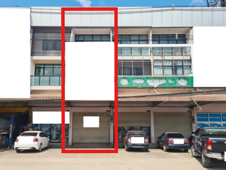 出售 4 卧室 商业空间 在 Mueang Udon Thani, Udon Thani