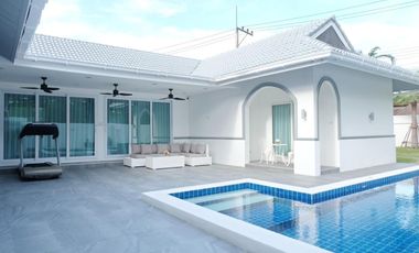 For rent 3 ベッドルーム villa in Bang Lamung, Chonburi