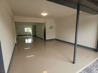 For sale 1 bed retail Space in Saraphi, Chiang Mai