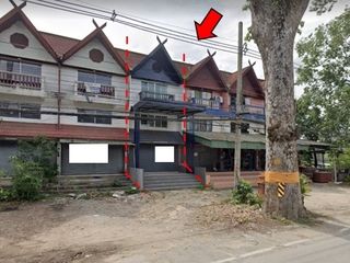 For sale 1 bed retail Space in Saraphi, Chiang Mai