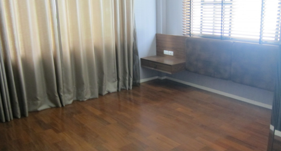 Casa en venta de 3 habitaciones en Thawi Watthana, Bangkok