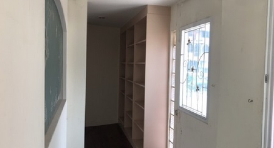 For sale 9 bedrooms retail Space in Prawet, Bangkok