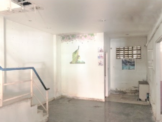 出售 9 卧室 商业空间 在 Prawet, 曼谷
