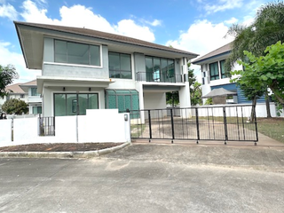 For sale 4 bedrooms house in Mueang Nakhon Ratchasima, Nakhon Ratchasima