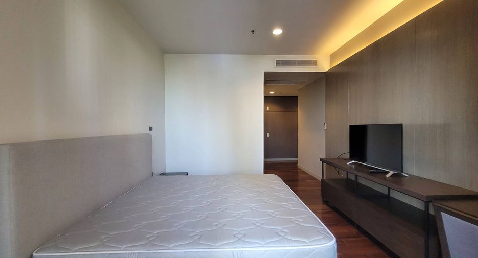 À louer 3 chambres condo à Khlong Toei, Bangkok