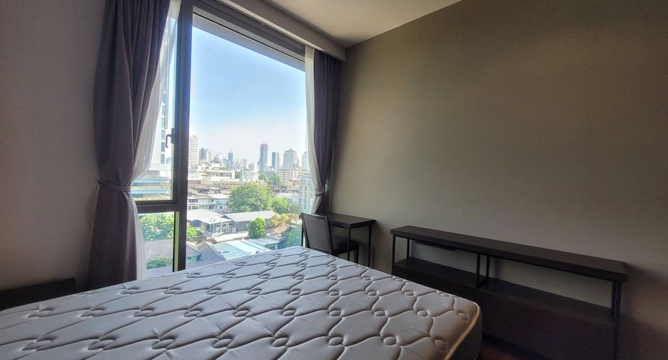 À louer 3 chambres condo à Khlong Toei, Bangkok