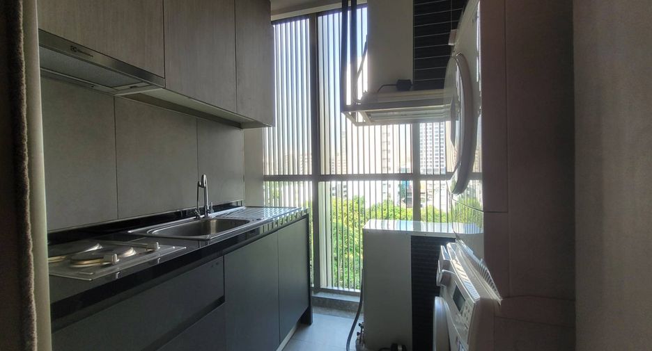 À louer 3 chambres condo à Khlong Toei, Bangkok