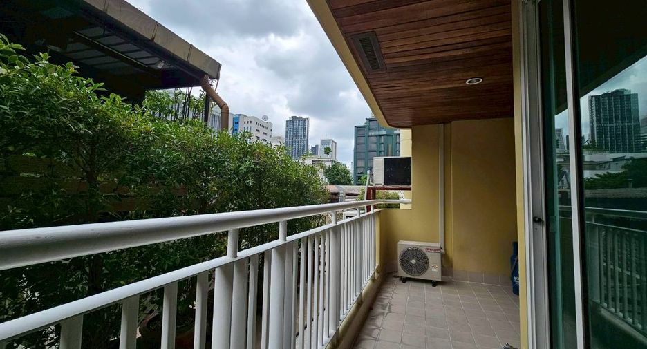 Wohnung zur Miete mit 3 Zimmer in Watthana, Bangkok