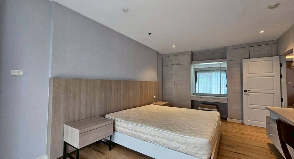 Condo en alquiler de 3 habitaciones en Watthana, Bangkok