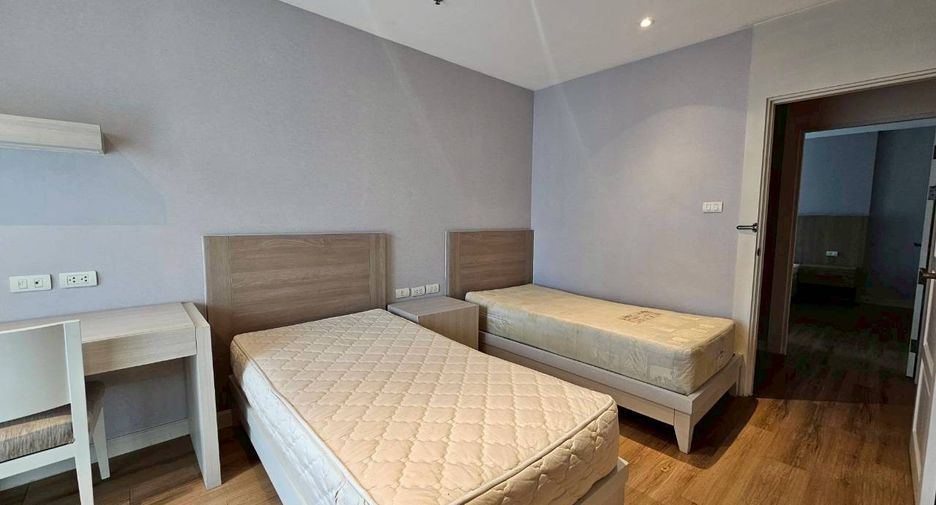 For rent 3 ベッドルーム condo in Watthana, Bangkok