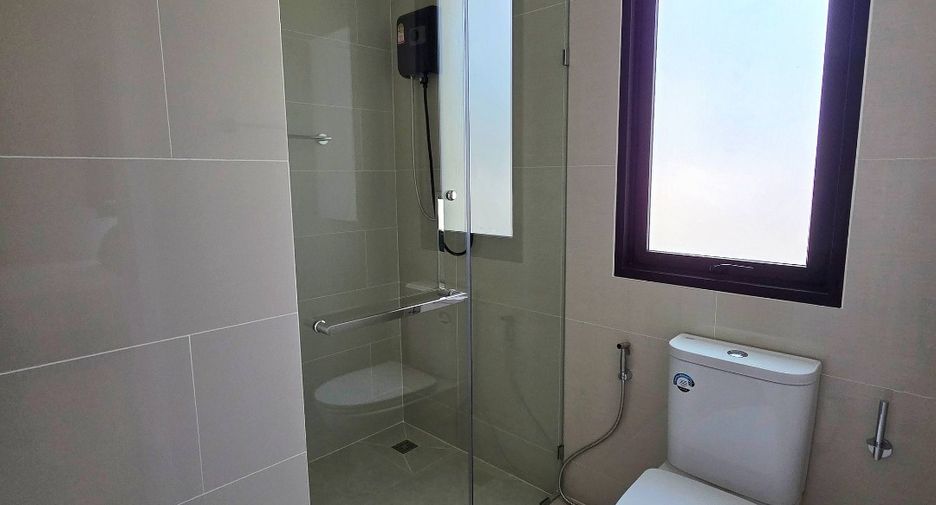 For rent 3 bedrooms villa in Huay Yai, Pattaya