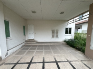 Casa en venta de 4 habitaciones en Si Racha, Chonburi