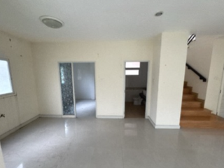 Casa en venta de 4 habitaciones en Si Racha, Chonburi