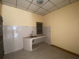 For sale 2 ベッドルーム townhouse in Mueang Rayong, Rayong